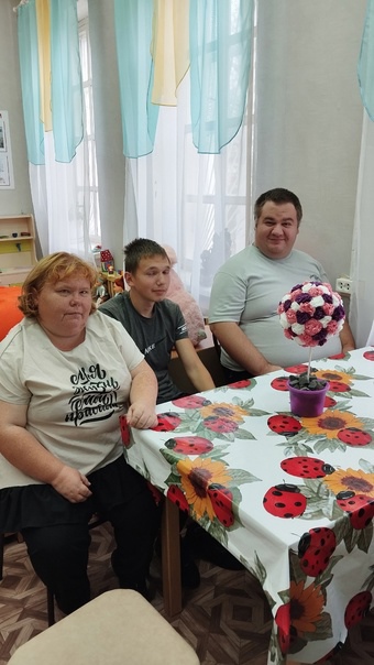 Занятие творчеством- это хорошее времяпровождение.