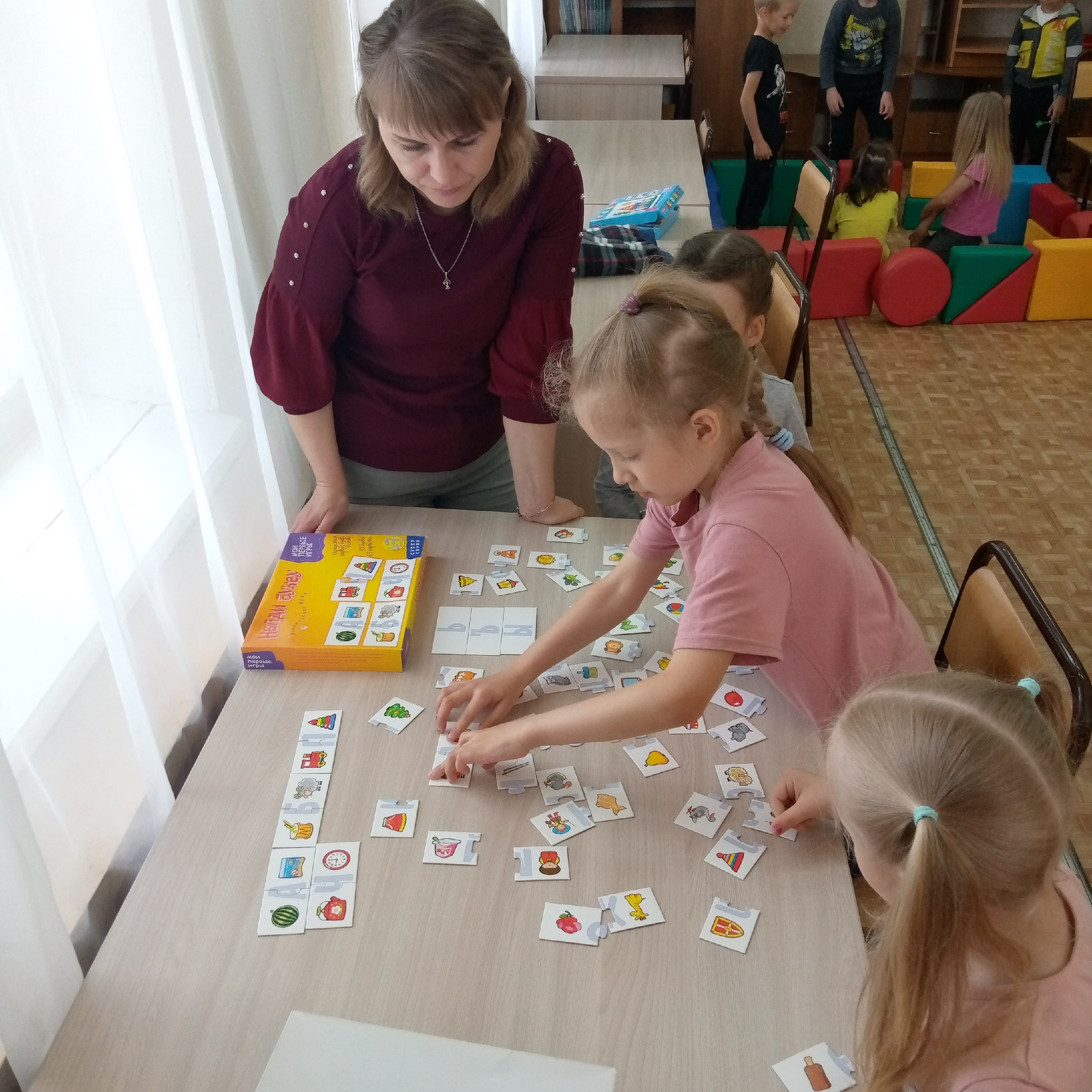 В период с 01.06.2023 г. по 21.06.2023 г. на базе БУ СО ВО «КЦСОН Верховажского района» проходит лагерь с дневным пребыванием