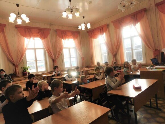 Проведено занятие по программе «Наш дружный класс» для учащихся 1"В" класса МБОУ "Верховажская средняя школа им. Я.Я. Кремлёва