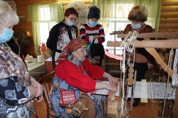 Увлекательная экспозиция "От семени льна до царского полотна"