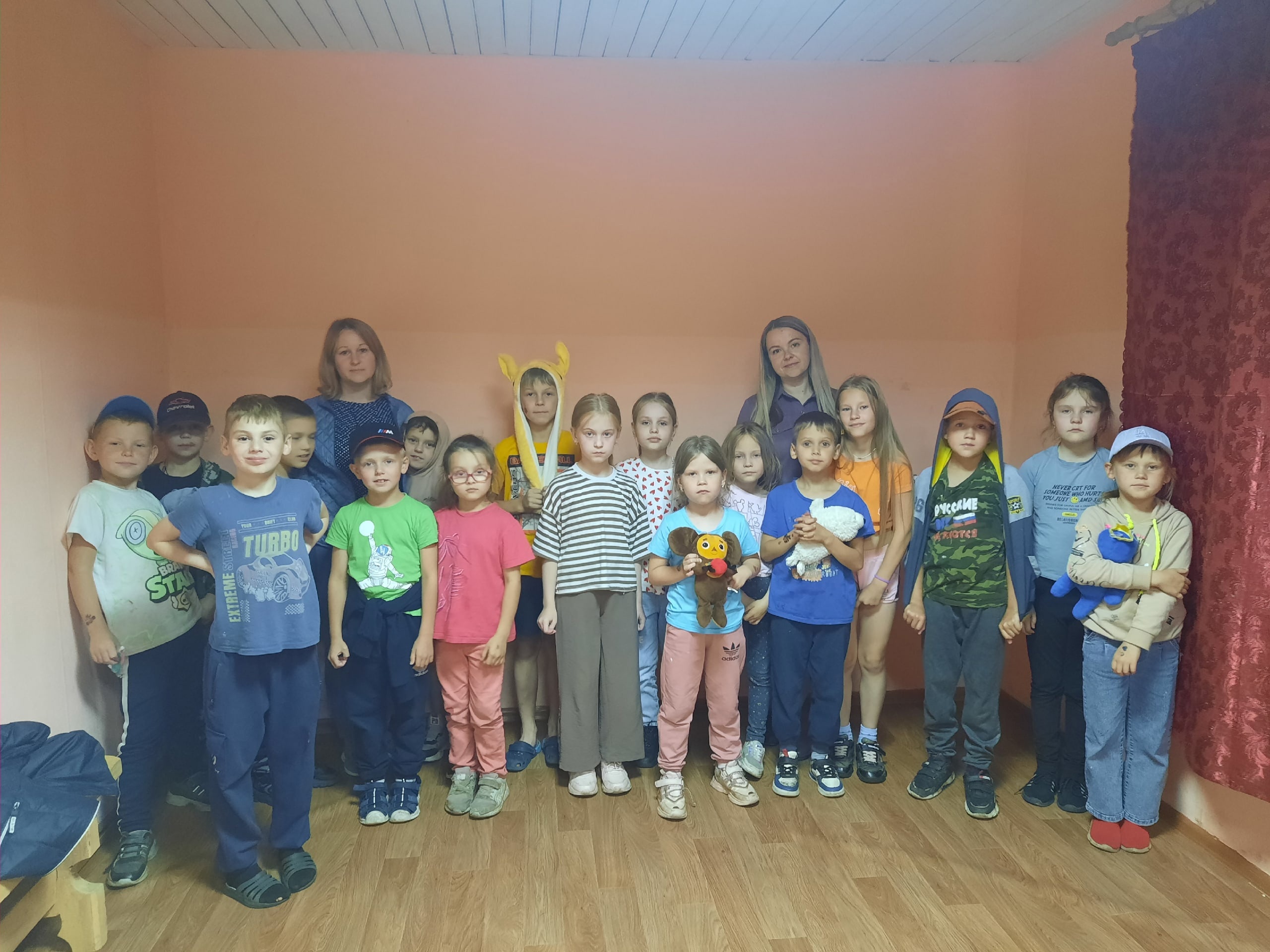 ОСТОРОЖНО: НЕЗНАКОМЕЦ